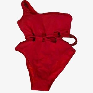 NWOT Ree Bees one piece beautiful padded bathing suit.